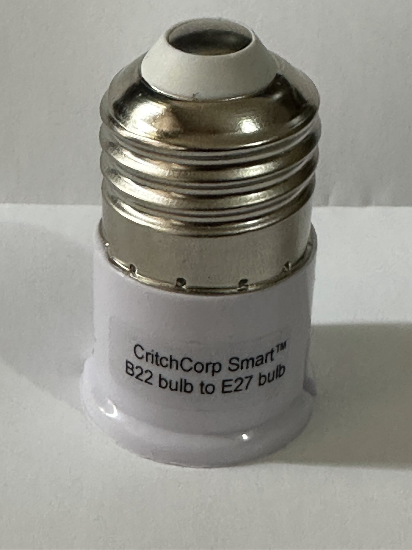 CritchCorp Smart™ B22 bulb Converter/Adapter to E27-Use your B22 bulb in an E27 socket - CritchCorp Retail & Wholesale